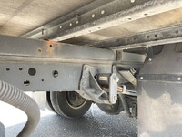 いすゞエルフパネルバン小型（2t・3t）[写真24]