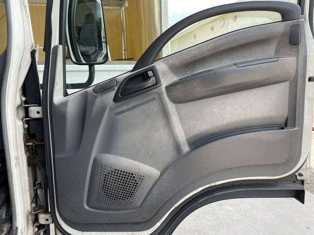 いすゞエルフパネルバン小型（2t・3t）[写真29]