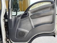 いすゞエルフパネルバン小型（2t・3t）[写真30]