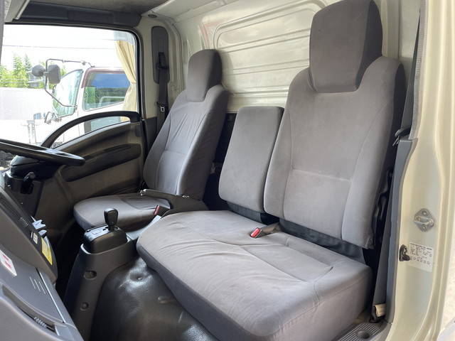 いすゞエルフパネルバン小型（2t・3t）[写真34]