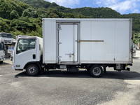 いすゞエルフパネルバン小型（2t・3t）[写真06]