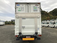 いすゞエルフパネルバン小型（2t・3t）[写真08]
