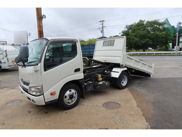 日野デュトロローダーダンプ小型（2t・3t）TKG-XZU620T [写真01]