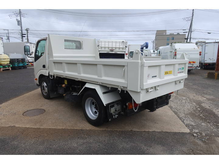 日野デュトロローダーダンプ小型（2t・3t）[写真04]