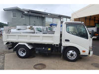 日野デュトロローダーダンプ小型（2t・3t）[写真06]