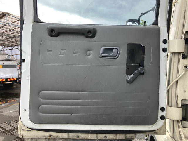 三菱ふそうファイター深ダンプ（土砂禁ダンプ）増トン（6t・8t）[写真26]