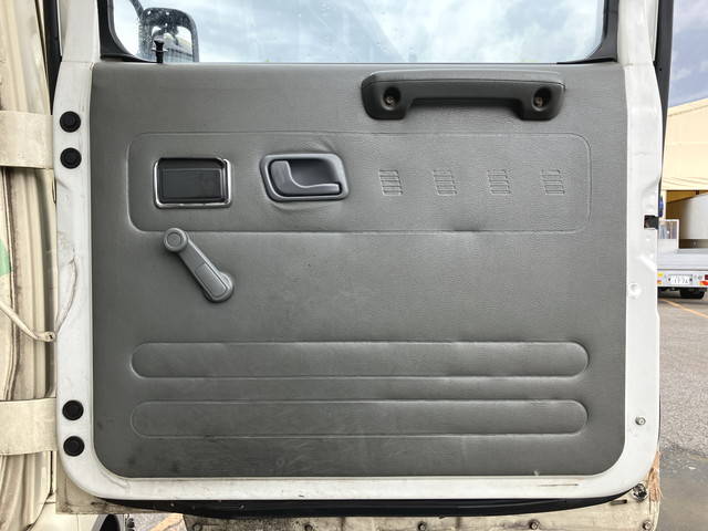 三菱ふそうファイター深ダンプ（土砂禁ダンプ）増トン（6t・8t）[写真27]