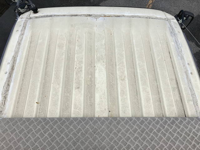 三菱ふそうファイター深ダンプ（土砂禁ダンプ）増トン（6t・8t）[写真09]