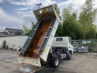 日野デュトロダンプ小型（2t・3t）[写真02]