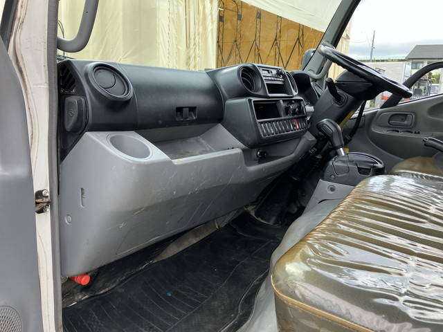 日野デュトロダンプ小型（2t・3t）[写真31]