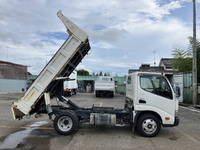 日野デュトロダンプ小型（2t・3t）[写真09]