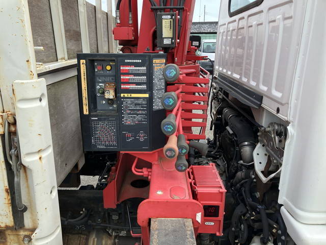 いすゞエルフクレーン4段小型（2t・3t）[写真17]