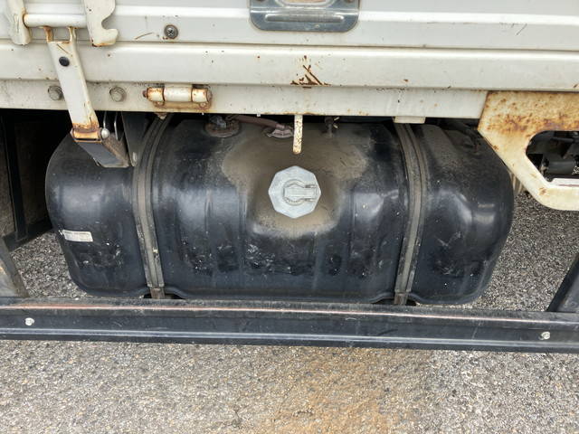 いすゞエルフクレーン4段小型（2t・3t）[写真24]