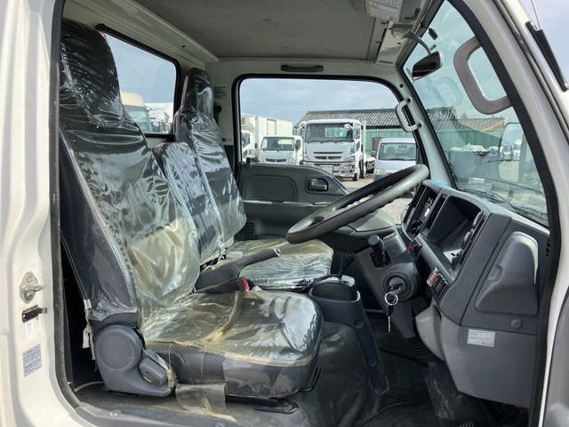 いすゞエルフクレーン4段小型（2t・3t）[写真34]