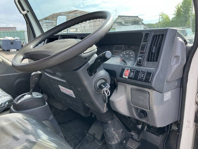 いすゞエルフクレーン4段小型（2t・3t）[写真35]