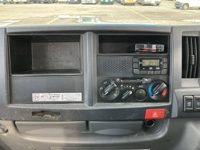 いすゞエルフクレーン4段小型（2t・3t）[写真38]