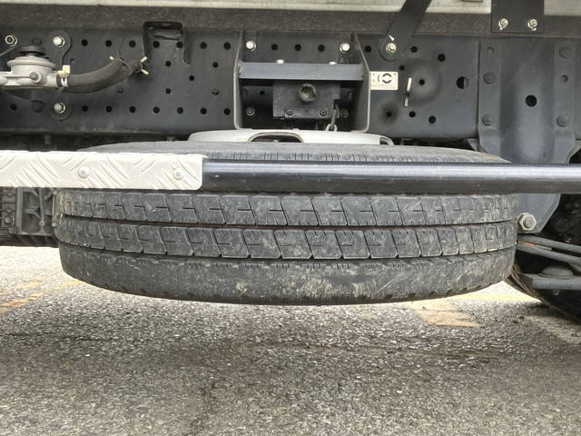 いすゞエルフアルミバン小型（2t・3t）[写真21]