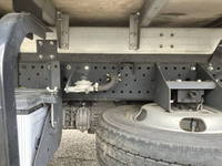 いすゞエルフアルミバン小型（2t・3t）[写真26]