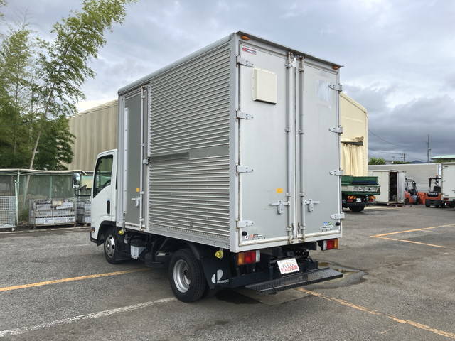いすゞエルフアルミバン小型（2t・3t）[写真04]