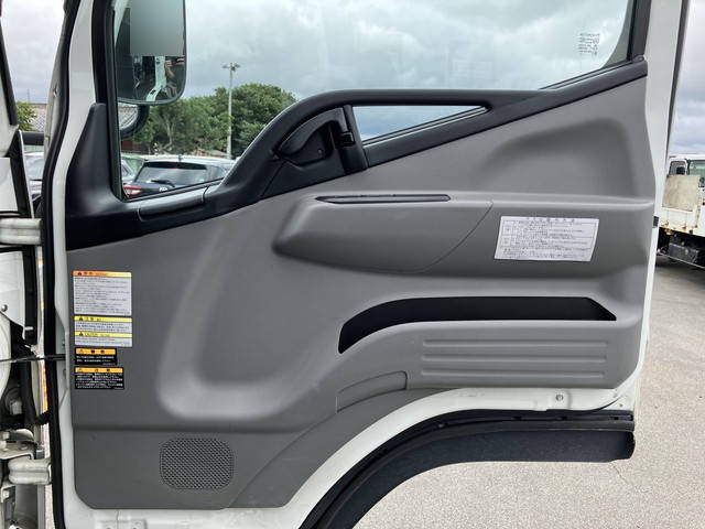 三菱ふそうキャンターセーフティローダー小型（2t・3t）[写真27]