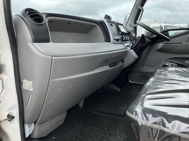 三菱ふそうキャンターセーフティローダー小型（2t・3t）[写真30]