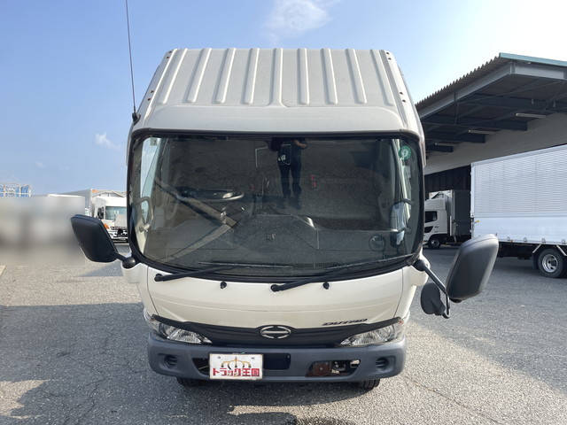 日野デュトロ冷凍車（冷蔵車）小型（2t・3t）[写真10]