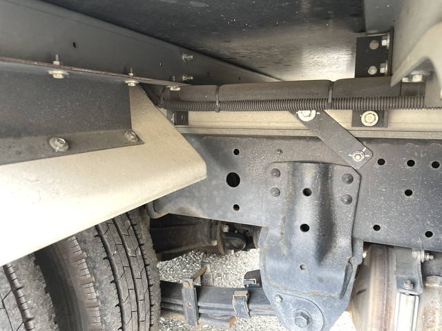 日野デュトロ冷凍車（冷蔵車）小型（2t・3t）[写真24]