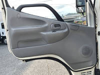 日野デュトロ冷凍車（冷蔵車）小型（2t・3t）[写真31]