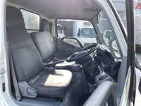 日野デュトロ冷凍車（冷蔵車）小型（2t・3t）[写真35]