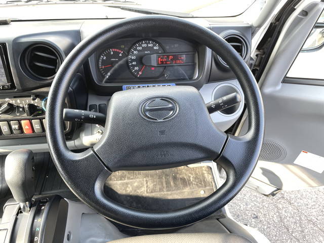 日野デュトロ冷凍車（冷蔵車）小型（2t・3t）[写真37]