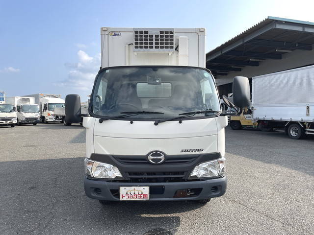 日野デュトロ冷凍車（冷蔵車）小型（2t・3t）[写真09]