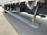 三菱ふそうキャンター平ボディ小型（2t・3t）[写真16]