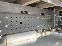 三菱ふそうキャンター平ボディ小型（2t・3t）[写真23]