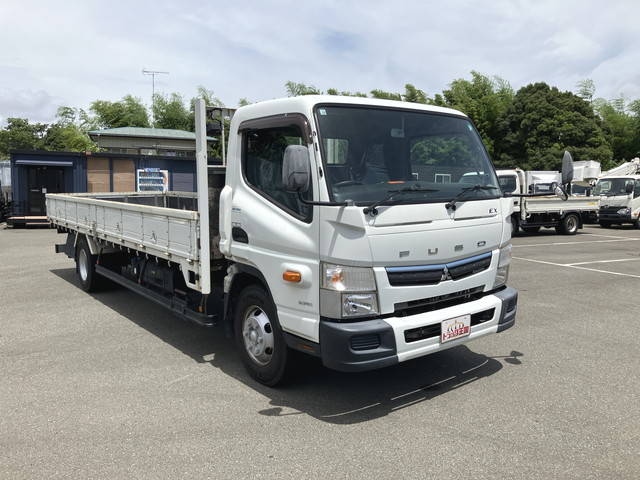 三菱ふそうキャンター平ボディ小型（2t・3t）[写真03]