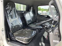 三菱ふそうキャンター平ボディ小型（2t・3t）[写真33]