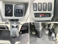 三菱ふそうキャンター平ボディ小型（2t・3t）[写真38]