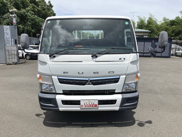 三菱ふそうキャンター平ボディ小型（2t・3t）[写真07]