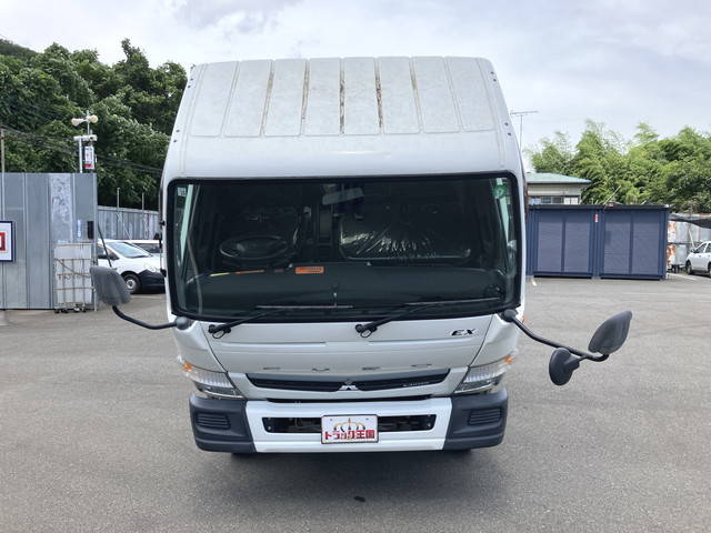 三菱ふそうキャンター平ボディ小型（2t・3t）[写真08]