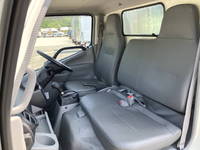 日野デュトロアルミバン小型（2t・3t）[写真32]