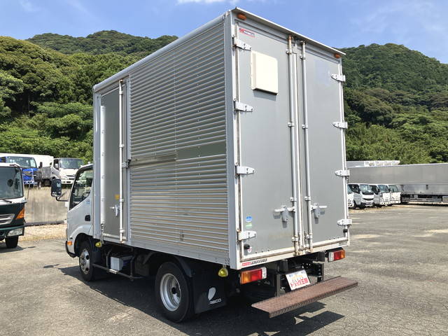 日野デュトロアルミバン小型（2t・3t）[写真04]