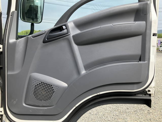 いすゞエルフアルミバン小型（2t・3t）[写真29]