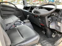 いすゞエルフアルミバン小型（2t・3t）[写真35]