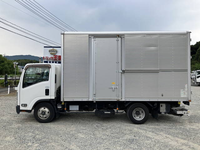 いすゞエルフアルミバン小型（2t・3t）[写真05]