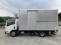 いすゞエルフアルミバン小型（2t・3t）[写真06]