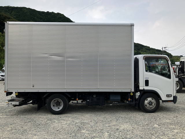 いすゞエルフアルミバン小型（2t・3t）[写真07]