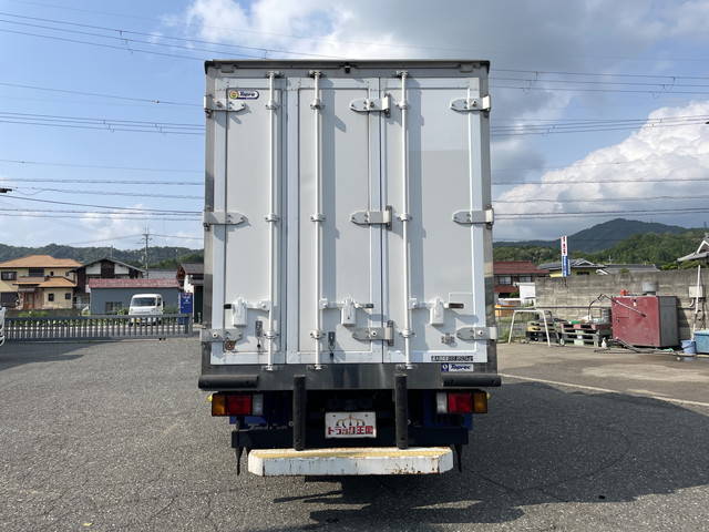 いすゞエルフ冷凍車（冷蔵車）小型（2t・3t）[写真11]