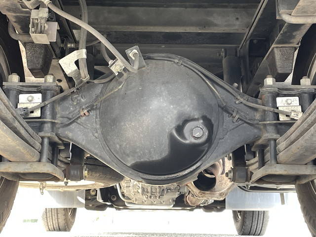 いすゞエルフ冷凍車（冷蔵車）小型（2t・3t）[写真25]