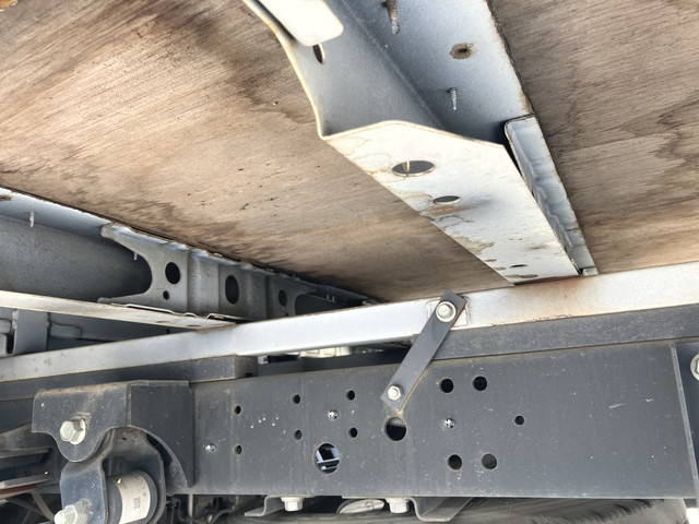 日野デュトロ平ボディ小型（2t・3t）[写真17]