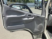 日野デュトロ平ボディ小型（2t・3t）[写真29]