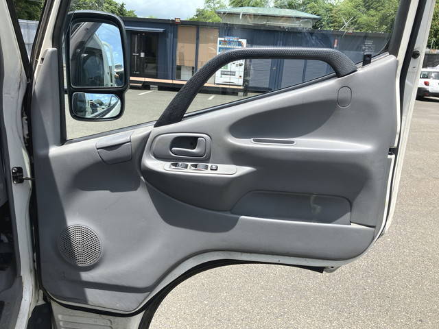 日野デュトロ平ボディ小型（2t・3t）[写真29]